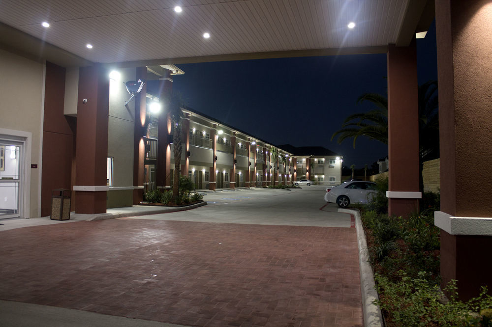 Grand Villa Inn & Suites Chinatown ヒューストン エクステリア 写真